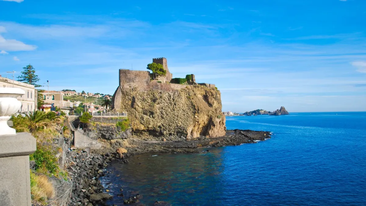 Etna e Riviera dei Ciclopi